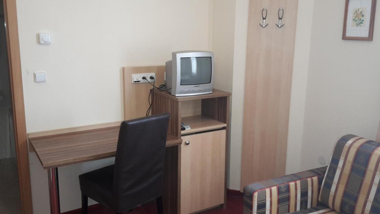 Corner Hotel U Divadla*** - Znojmo Eksteriør bilde